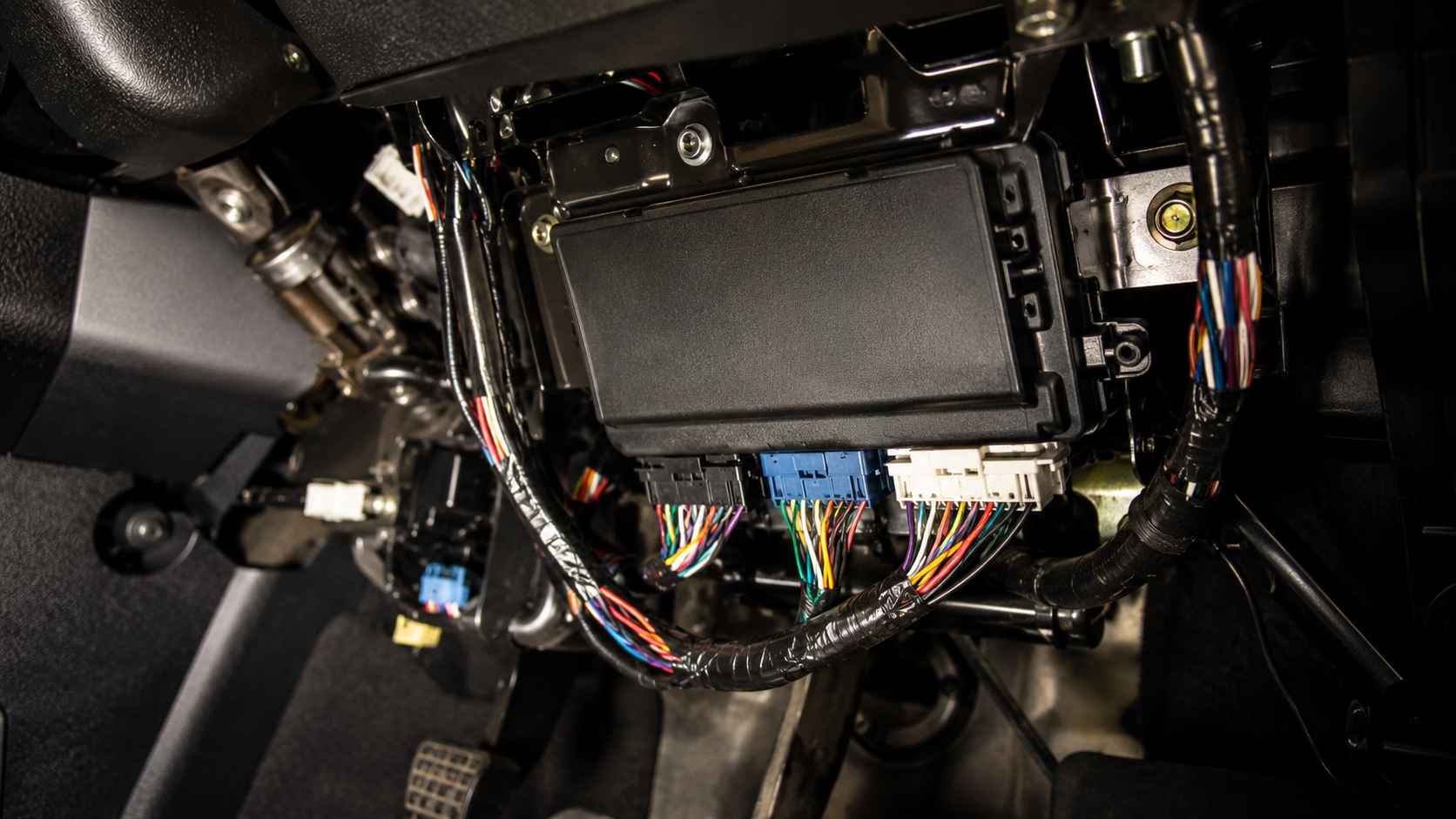 What Is a Body Control Module (BCM)? Symptoms & Fixes