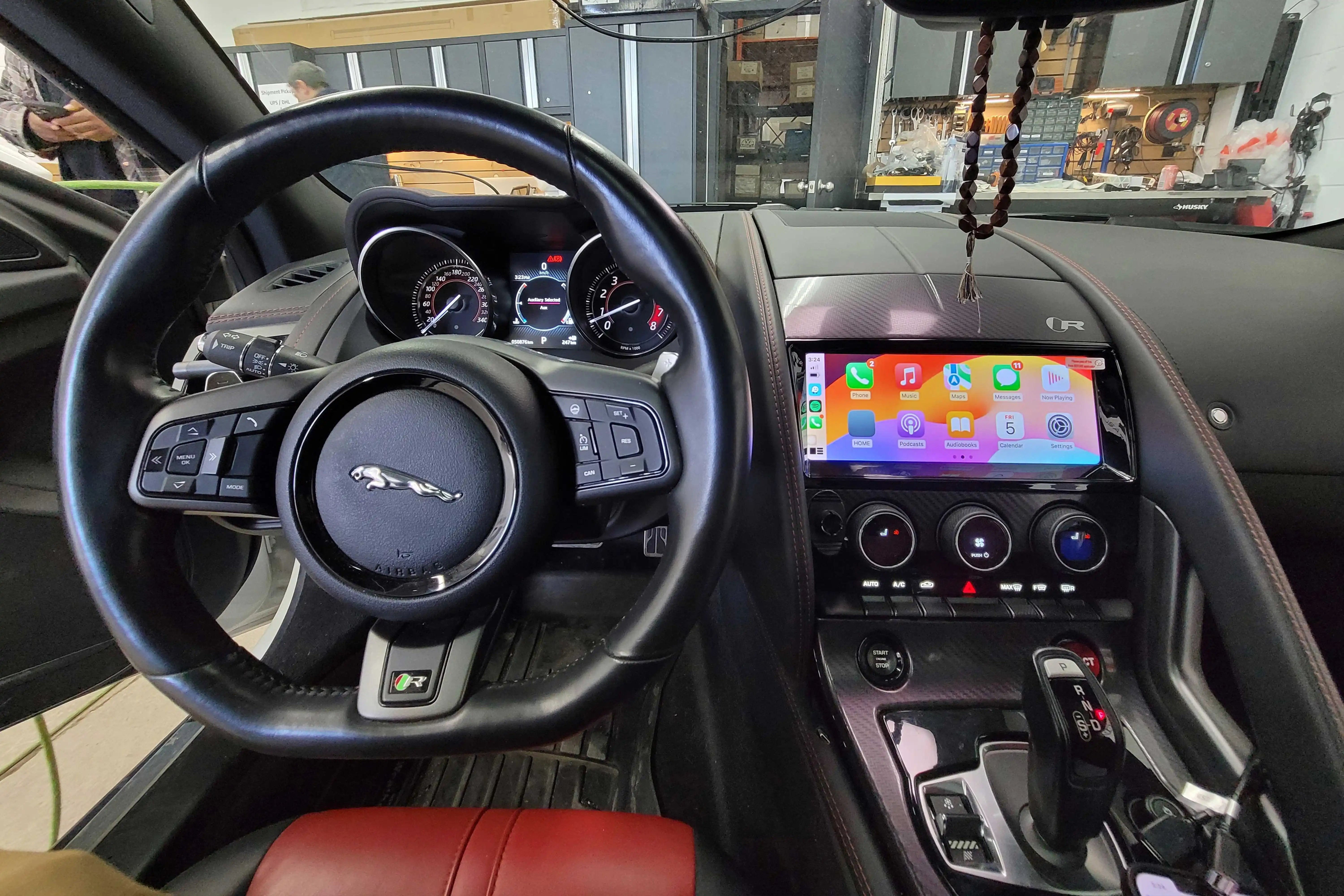 2013 - 2015 Jaguar F-Type OEM FIT Replacement 10.25″ Screen Android |